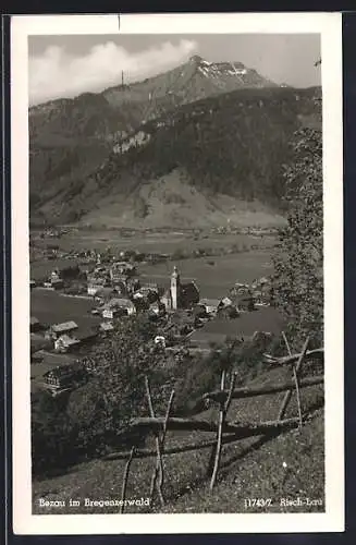 AK Bezau im Bregenzerwald, Teilansicht mit Bergen