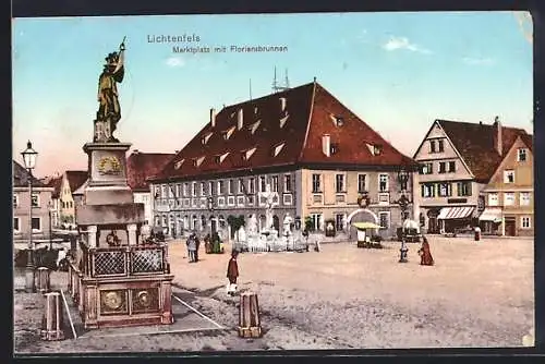 AK Lichtenfels / Main, Marktplatz mit Floriansbrunnen