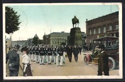 AK Berlin, Wachtparade Unter den Linden