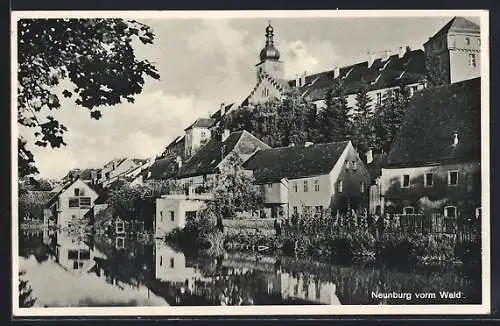 AK Neunburg vorm Wald, Ortspartie am Flussufer