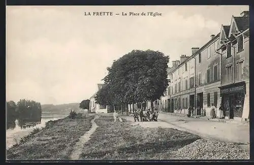 AK La Frette, La Place de l`Église