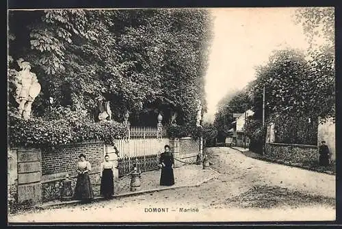 AK Domont, Promenade ombragée le long de la Mariné avec statues et passants