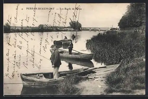 AK Persan-Beaumont, Les Bords de l`Oise avec barques et pont en arrière-plan