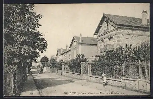 AK Ermont, Rue des Robinets avec maisons bordées d`arbres et enfant jouant sur le trottoir