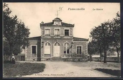 AK Franconville, La Mairie