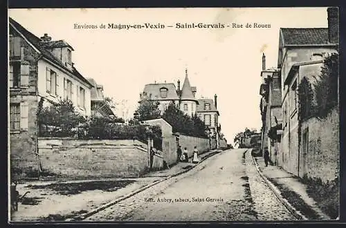 AK Saint-Gervais, Rue de Rouen avec maisons et une tour en arrière-plan