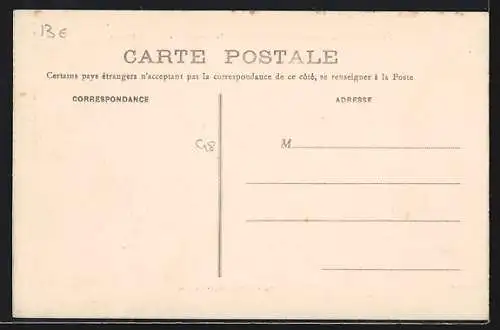 AK Saint-Gervais, Rue de Rouen avec maisons et une tour en arrière-plan