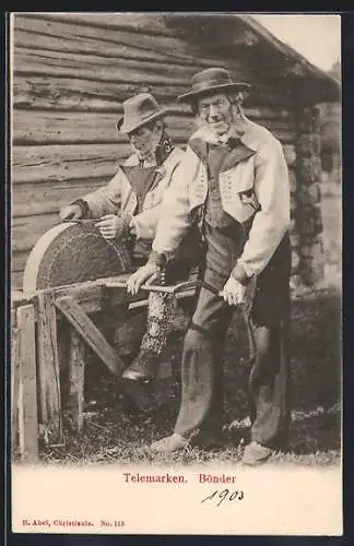 AK Telemarken, Bönder, Norweger beim Messerschleifen