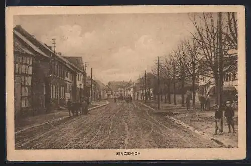 AK Sinzenich / Zülpich, Strassenpartie mit Einwohnern