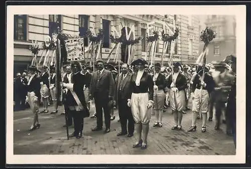 AK Wien, Gewerbefestzug 1929, Genossenschaft der Kunstblumenerzeuger