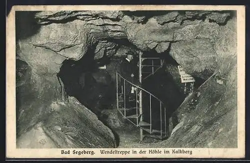 AK Bad Segeberg, Wendeltreppe in der Höhle im Kalkberg