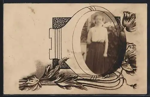 Foto-AK Junge Frau im Passepartout