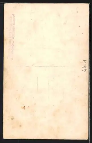 Foto-AK Junges Mädchen mit einem Einrad