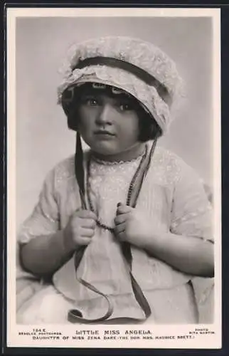 AK Schauspielerin Little Miss Angela, Portrait mit Haube