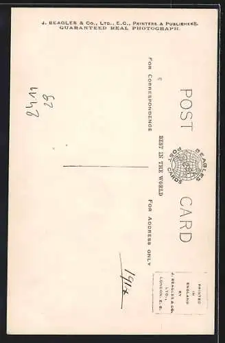 AK Schauspielerin Little Miss Angela, Portrait mit Haube