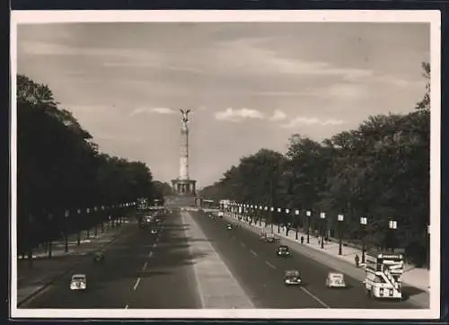AK Berlin-Tiergarten, Charlottenburger Chaussee mit Siegessäule