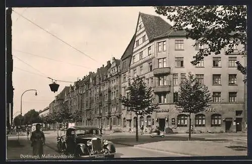 AK Dortmund, Mallinckrodtstrasse mit Gasthaus Altes Schloss und Auto
