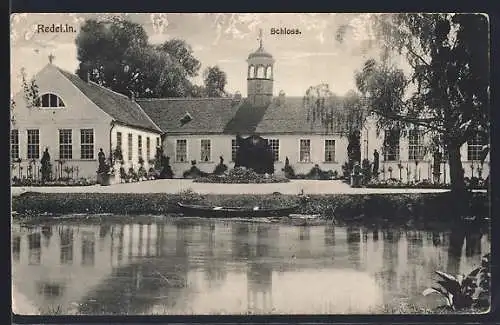 AK Redekin, Uferpartie mit Schloss