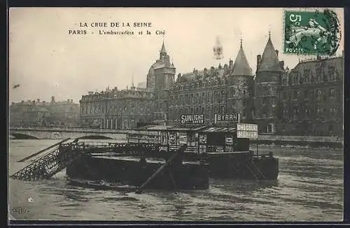 AK Paris, La crue de la Seine, l`embarcadère et la Cité
