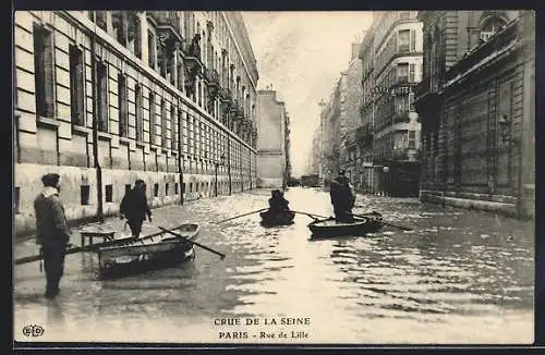 AK Paris, Crue de la Seine, Rue de Lille avec barques