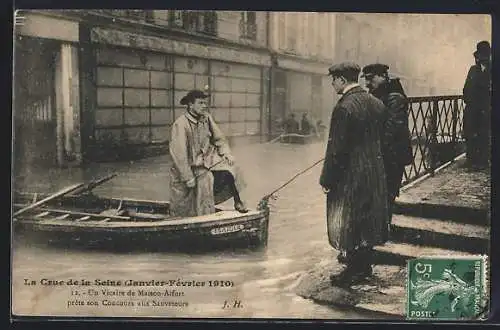 AK Maisons-Alfort, Un vicariat prêté son concours aux sauveteurs durant la crue de la Seine 1910