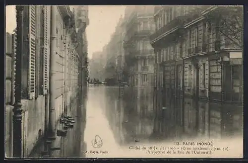 AK Paris, Inondation 1910: Perspective de la Rue de l`Université