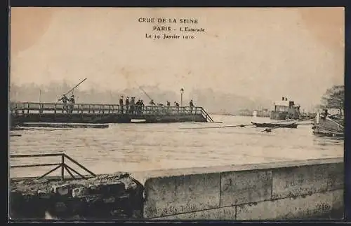 AK Paris, Crue de la Seine, L`Escacade, 29 Janvier 1910