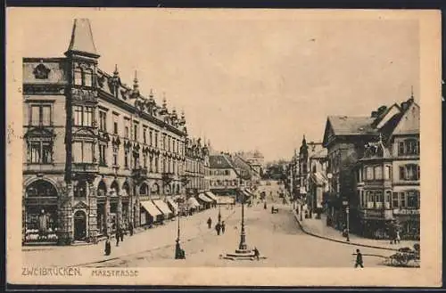 AK Zweibrücken, Maxstrasse mit Passanten