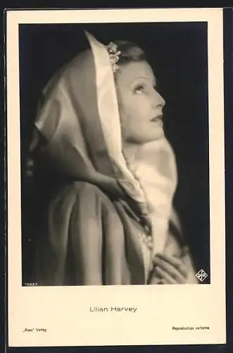 AK Schauspielerin Lilian Harvey im Kostüm einer Filmrolle