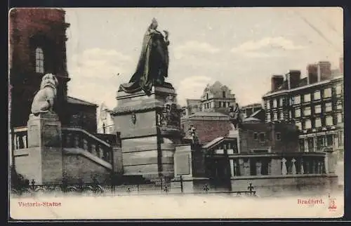 AK Bradford, Victoria-Statue