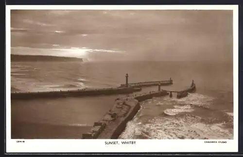 AK Whitby, Sunset