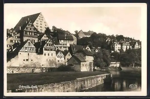 AK Schwäb. Hall, Ortsansicht mit Wasserpartie