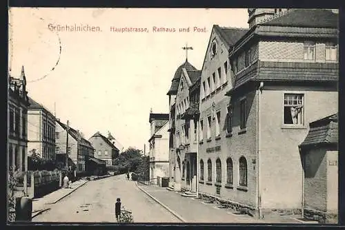 AK Grünhainichen, Hauptstrasse mit Rathaus und Post