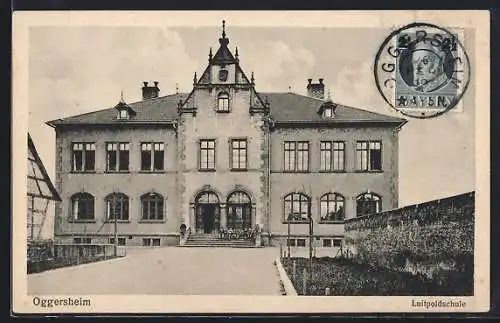 AK Oggersheim, Luitpoldschule mit Schülern auf der Treppe