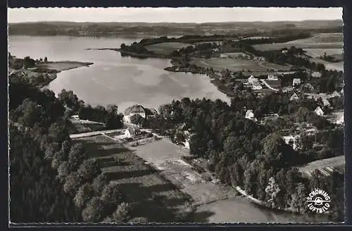AK Eutin /Holsteinische Schweiz, Seeschloss und Kellersee vom Flugzeug aus