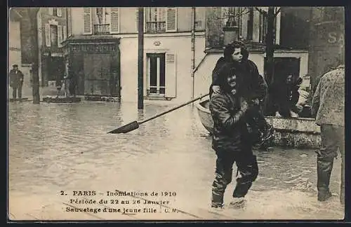 AK Paris, Sauvetage d`une jeune fille lors des inondations de 1910