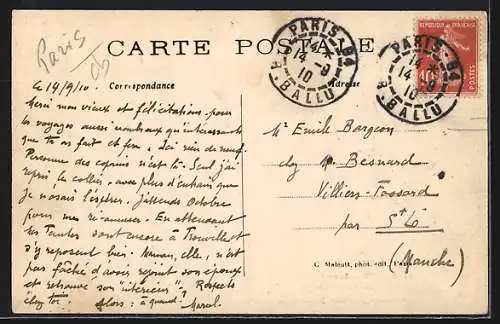 AK Paris, Sauvetage d`une jeune fille lors des inondations de 1910