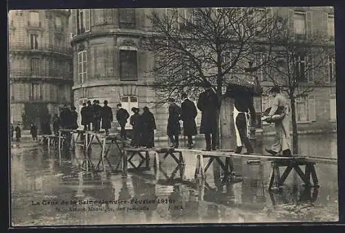 AK Paris, Crue de la Seine janvier-février 1910, Ste. Albine Montagne, des passerelles
