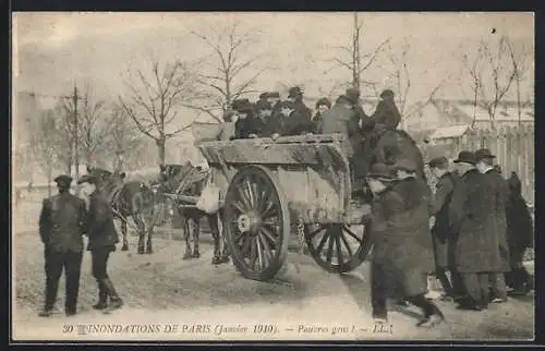 AK Paris, Inondations de janvier 1910, Pauvres gens