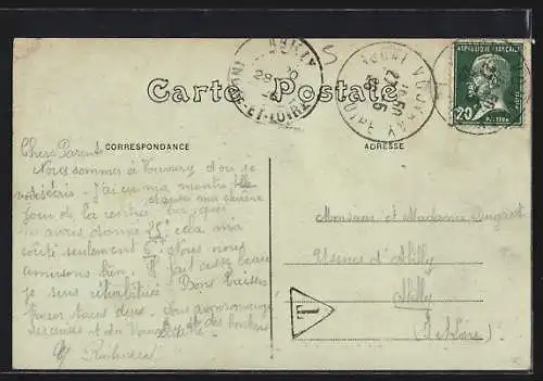 AK Vouvray, Vue d`ensemble du village et de l`église