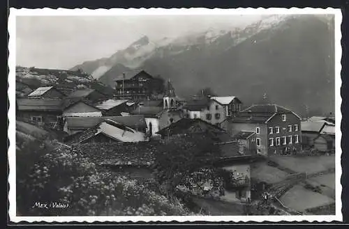 AK Mex /Valais, Teilansicht mit Bergen