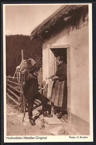 AK Hochwäldler Händler an einer Haustür