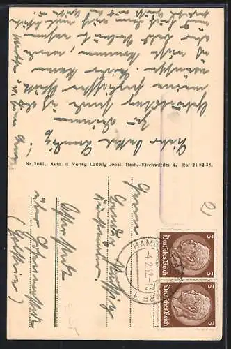 AK Drei junge Frauen in Vierländer Trachten vor dem Haus