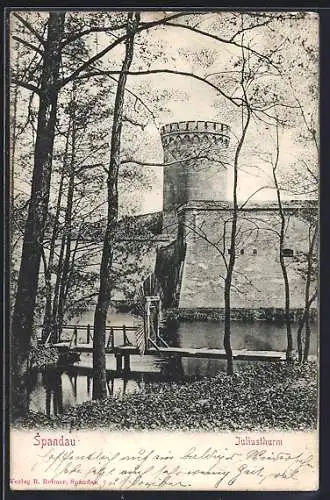 AK Berlin-Spandau, Juliusturm mit Steg und Flusspartie