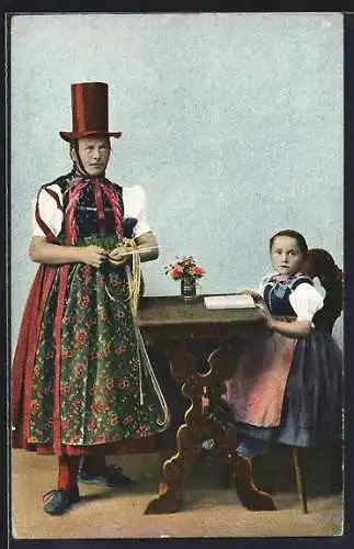 AK Schwarzwälder Tracht, Frauen in Prechthaler Tracht