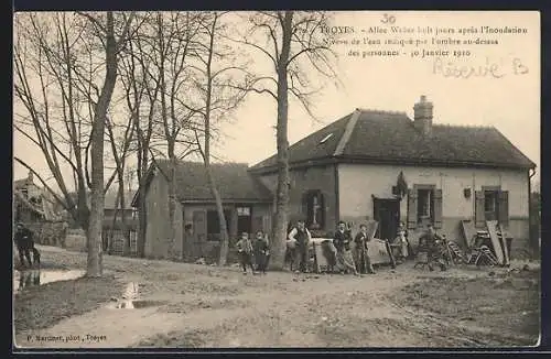 AK Troyes, Inondation Janvier 1910, Allee Weber apres l`inondation