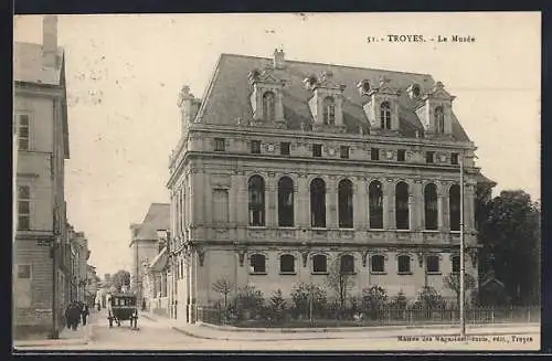 AK Troyes, Le Musée