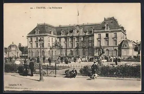 AK Troyes, La Préfecture
