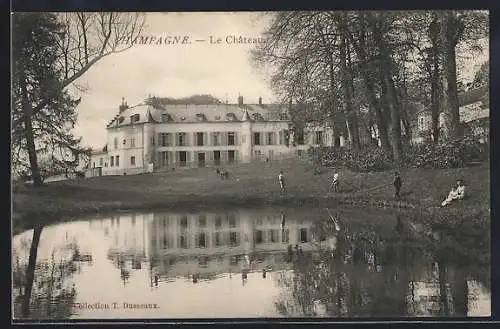 AK Champagne, Le Château et son reflet dans le lac