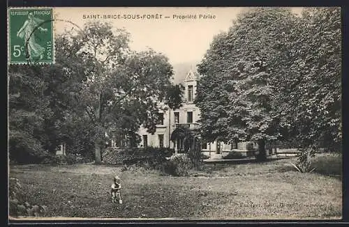 AK Saint-Brice-sous-Forêt, Propriété Péziae et parc verdoyant